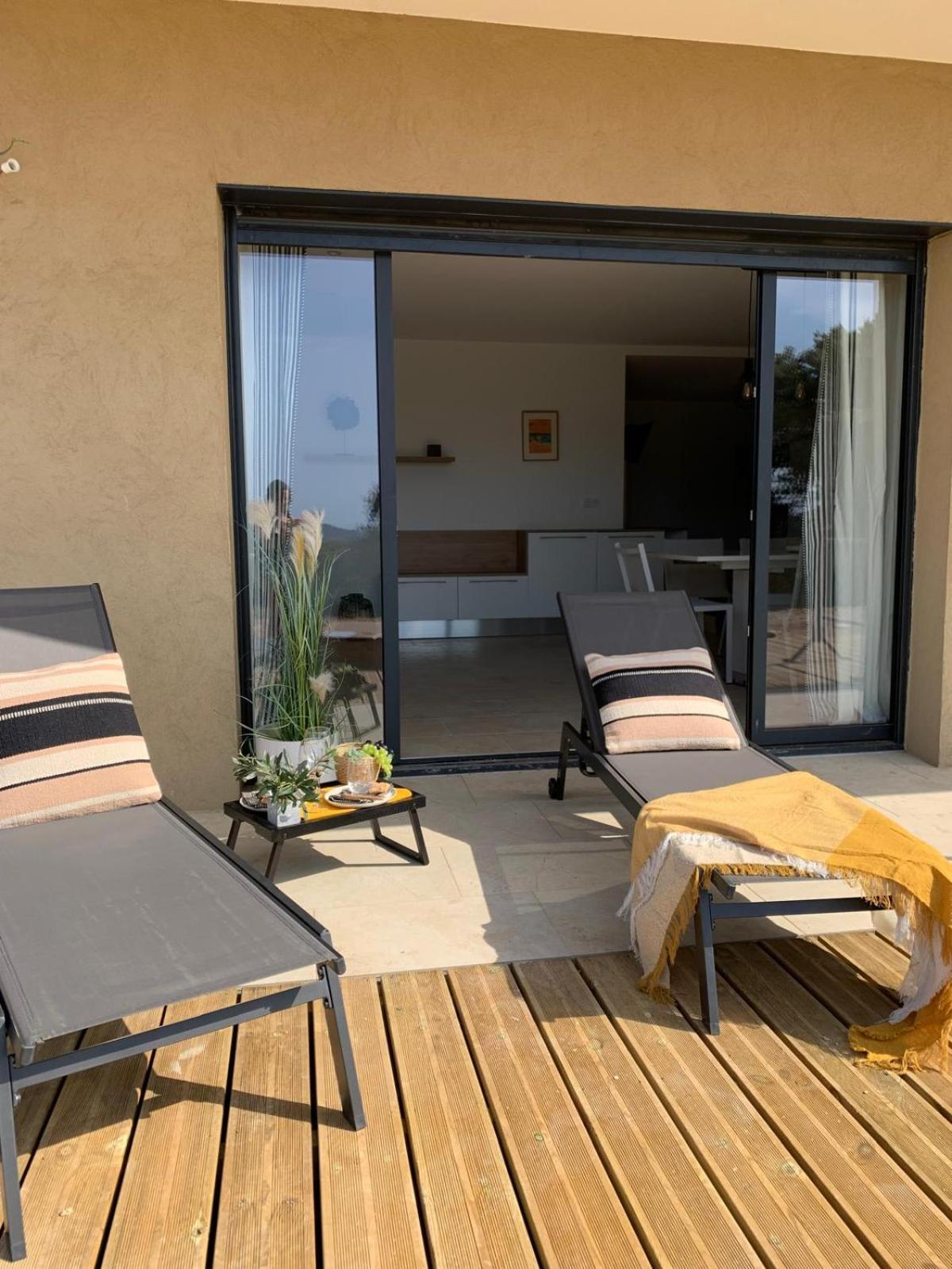 Residence 3 Etoiles Pietra Gemina - Appartements De Vacances, Au Calme, Avec Piscine Calenzana Exterior photo